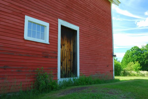 Wood Barn Siding Installation in Yonkers